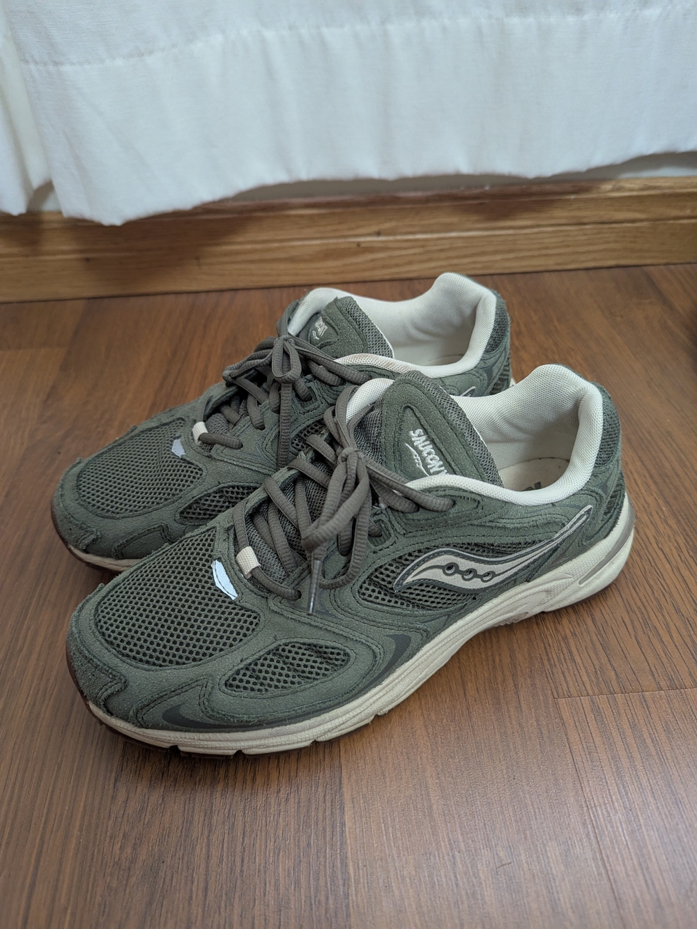 Saucony Grid Jazz 9 Suede Shoes In Olive